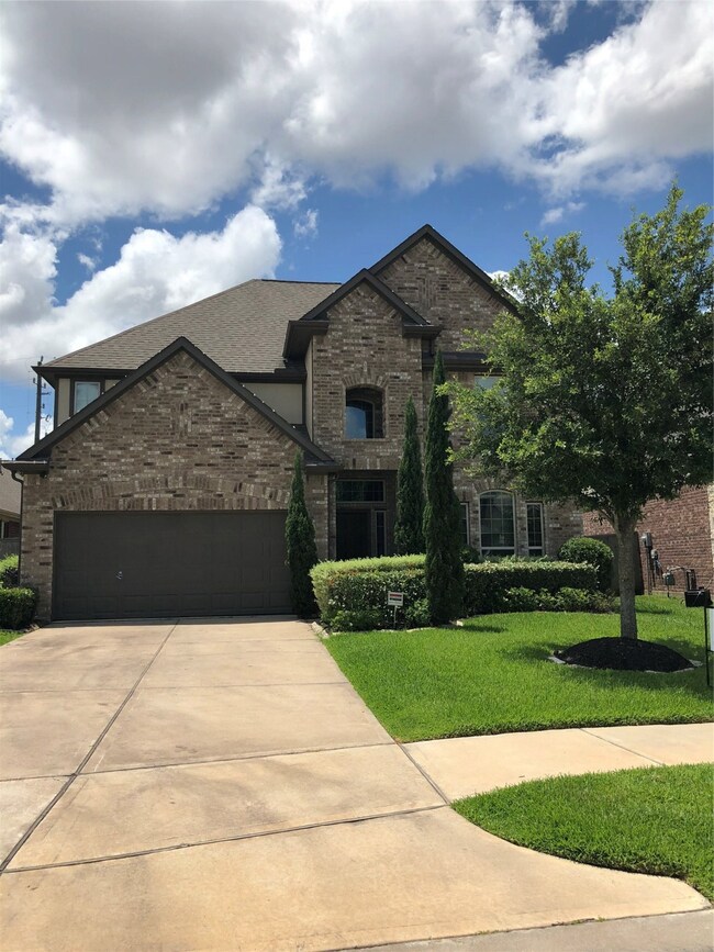 27515 Wade Springs Ct, Fulshear, TX 77441 - photo 2