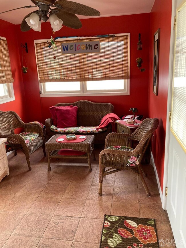 145 Capri Dr, Port Reading, NJ 07064 - photo 7