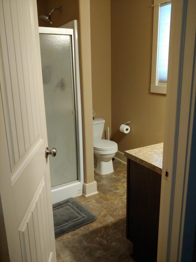 1054 Serenity Ridge Dr unit 6, Wayland, MI 49348 - photo 4