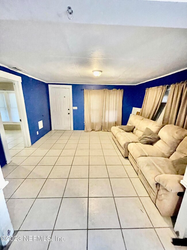 306 Acme St, Jacksonville, FL 32211 - photo 6