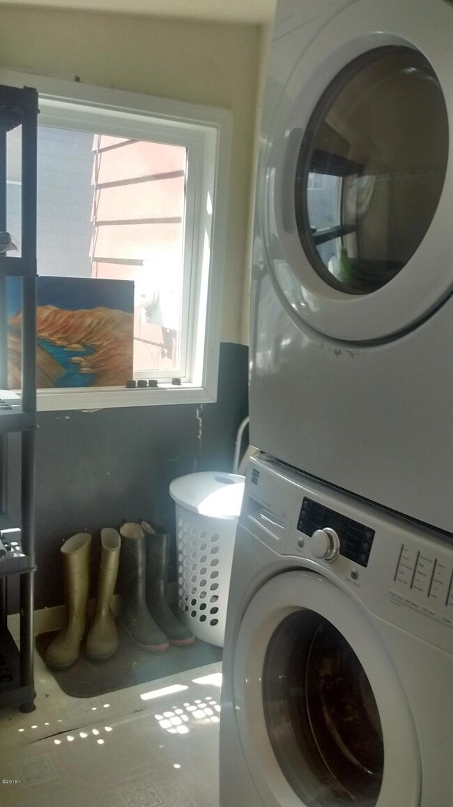 common laundry area