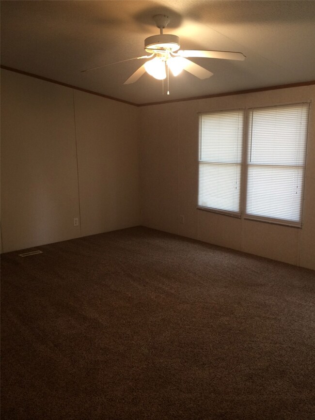 27630 Horizon Ln, Splendora, TX 77372 - photo 5