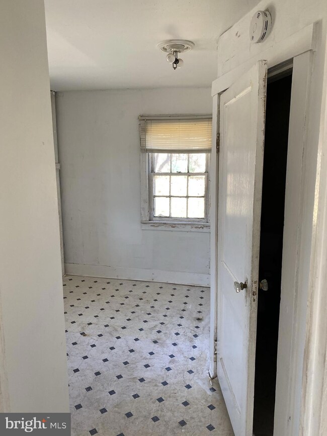 4344 Lansdale Rd, Harwood, MD 20776 - photo 6
