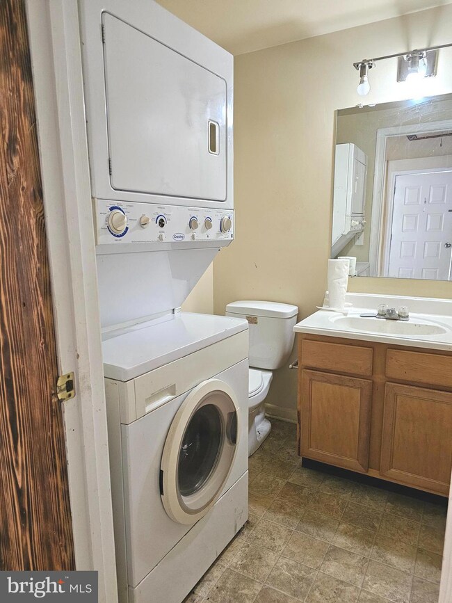 11125 Bird River Grove Rd, White Marsh, MD 21162 - photo 7