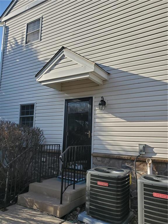 1795 Chateau Place, Easton, PA 18045 - photo 2