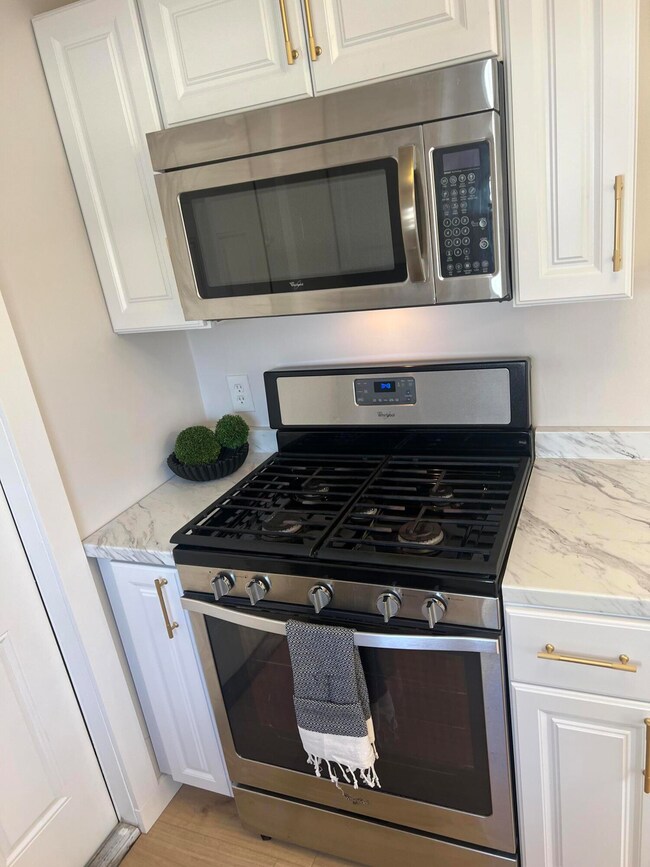 231 E Smith St, Sheridan, MI 48884 - photo 7