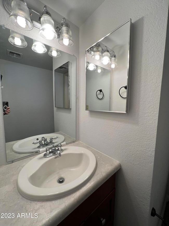 2121 S Pennington unit 45, Mesa, AZ 85202 - photo 7