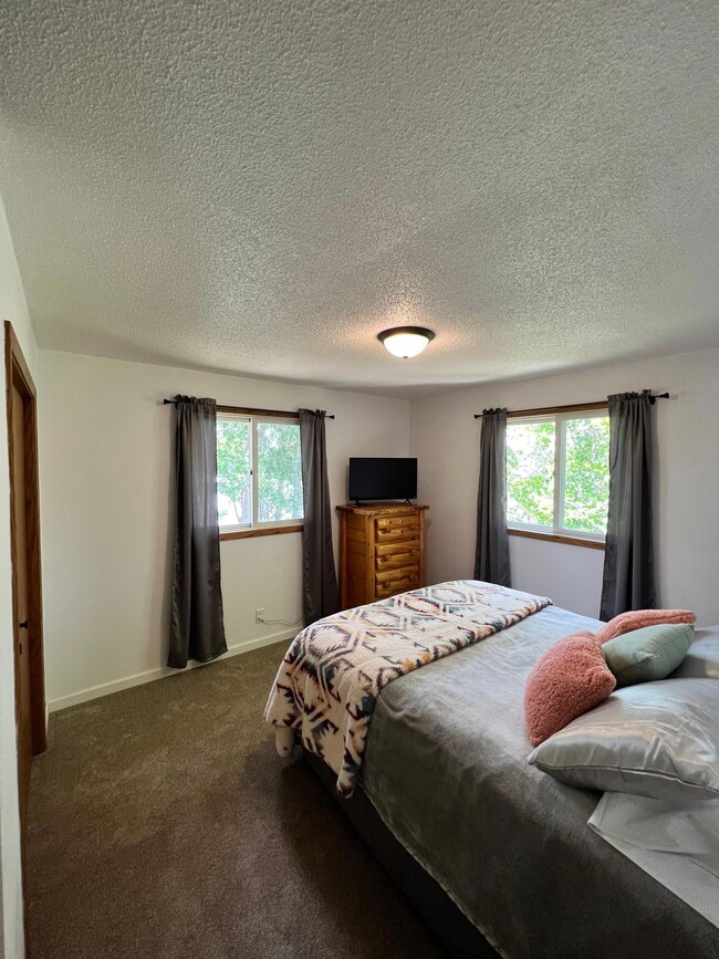 27481 E Connors Lake Rd, Webster, WI 54893 - photo 7