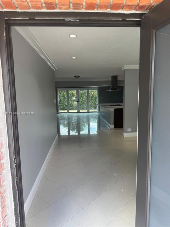 1804 SW 102nd Ct unit 1804, Miami, FL 33165 - photo 2