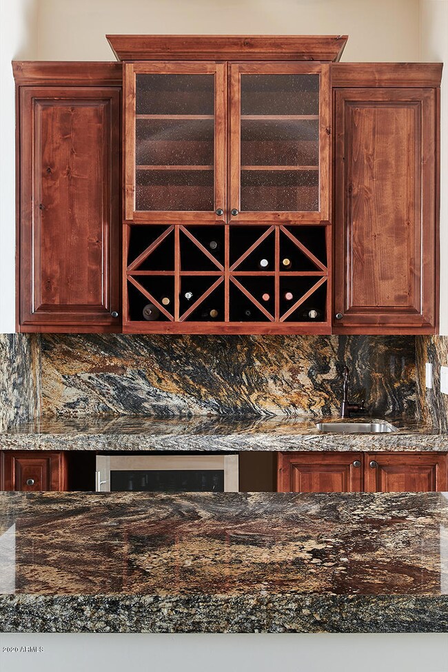 Wetbar Detail