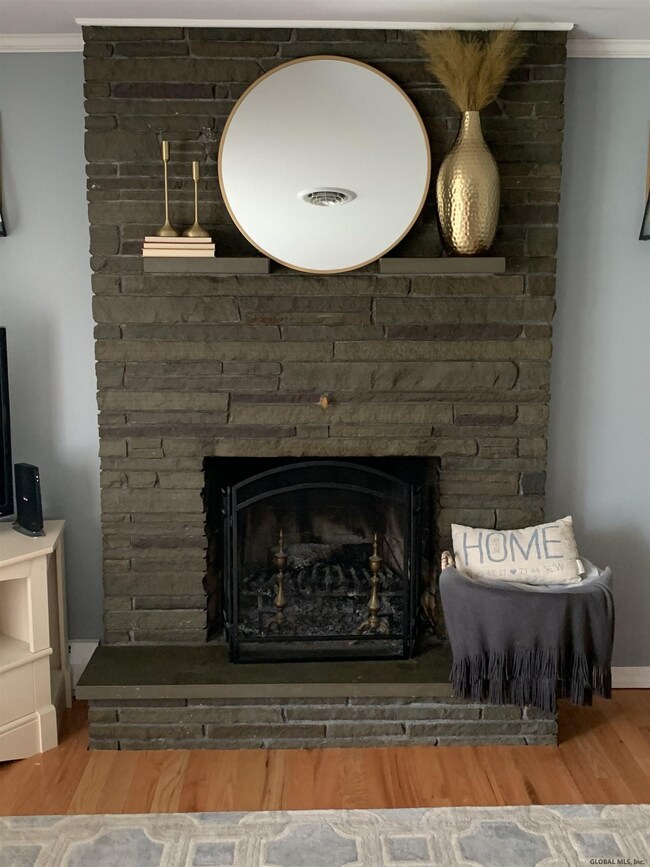 8 Fernwood Dr, Albany, NY 12211 - photo 6