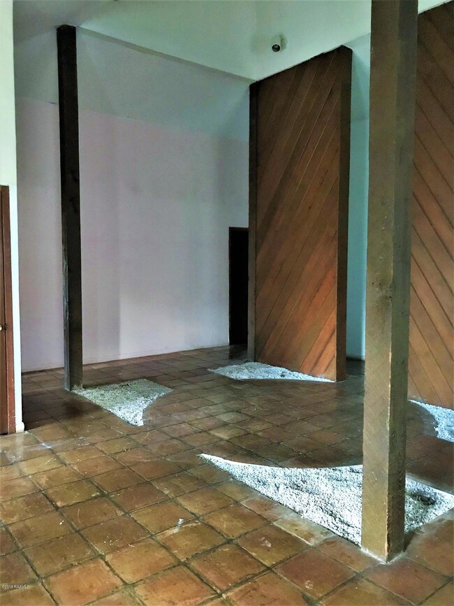 Living Room2