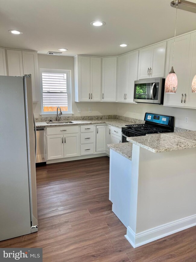 416 Bethune Dr, Wilmington, DE 19801 - photo 7