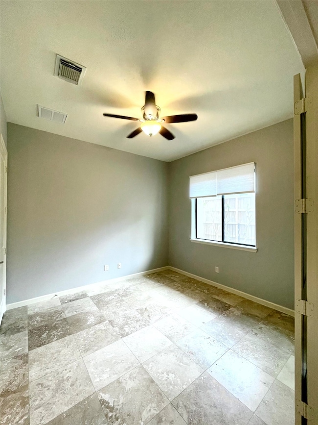 802 Waverly St unit D, Houston, TX 77007 - photo 4