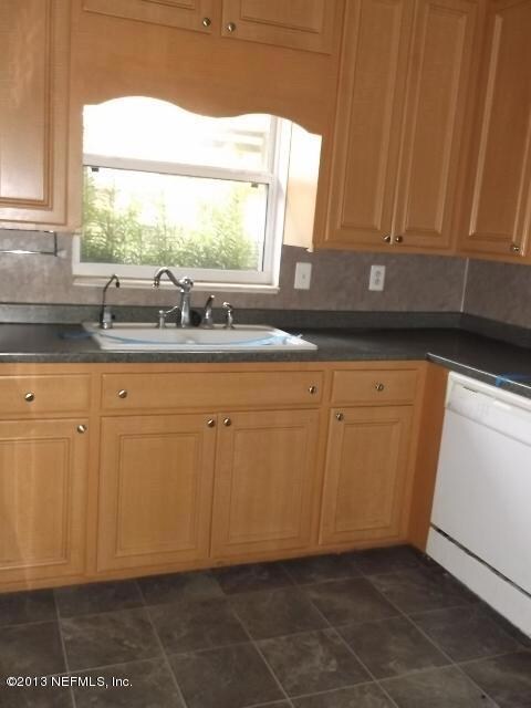 1214 Arlingwood Ave, Jacksonville, FL 32211 - photo 5