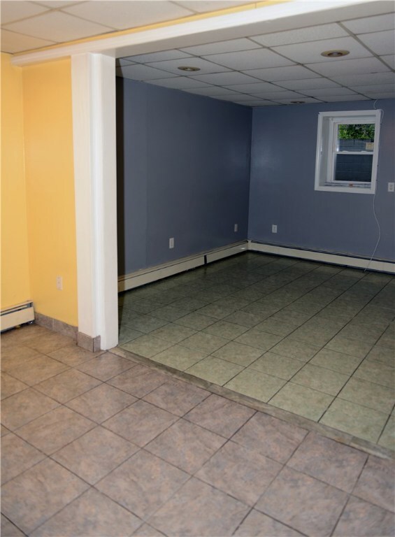 19 Starr St unit G, Johnston, RI 02919 - photo 7