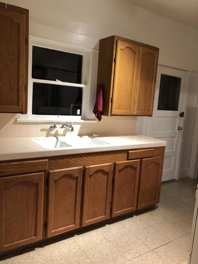 Adams Kitchen Cabinets