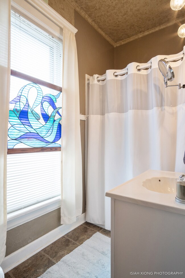 19 S Van Buren St, Batavia, IL 60510 - photo 4