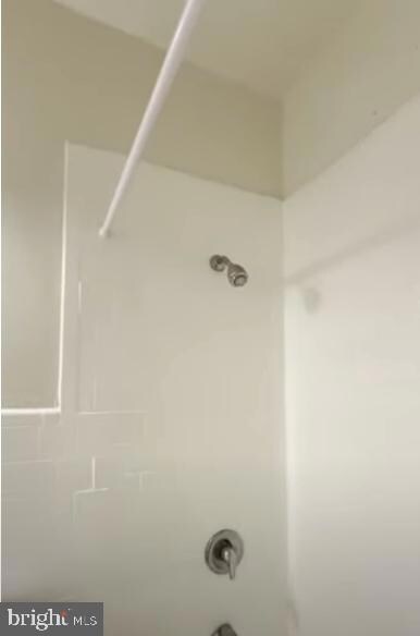 921 Saint Paul St unit B1, Baltimore, MD 21202 - photo 4