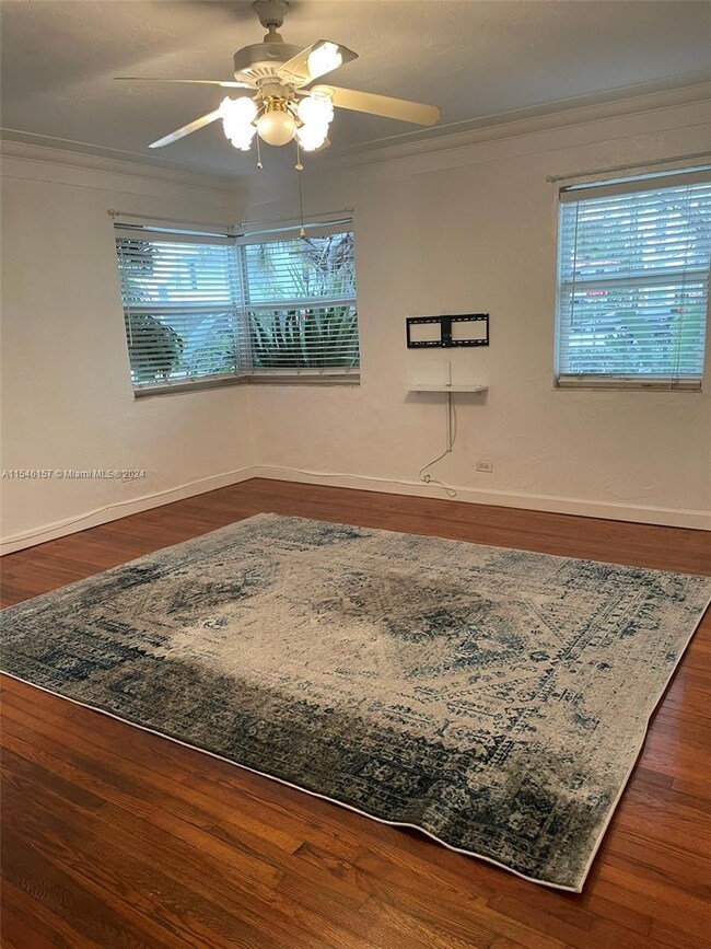 7940 Byron Ave unit 1, Miami Beach, FL 33141 - photo 2