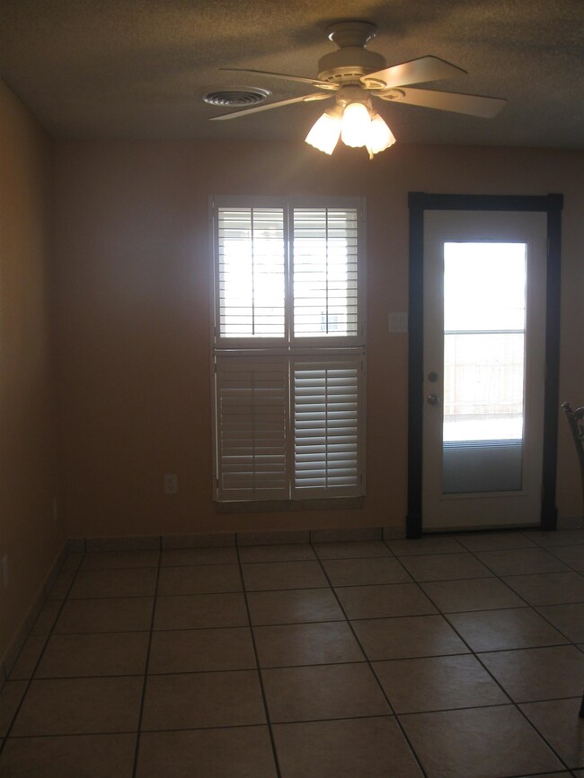 1909 Dewey Ct, Alamogordo, NM 88310 - photo 4