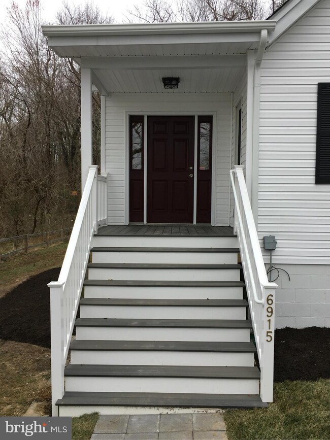 6915 Prout Rd, Friendship, MD 20758 - photo 2