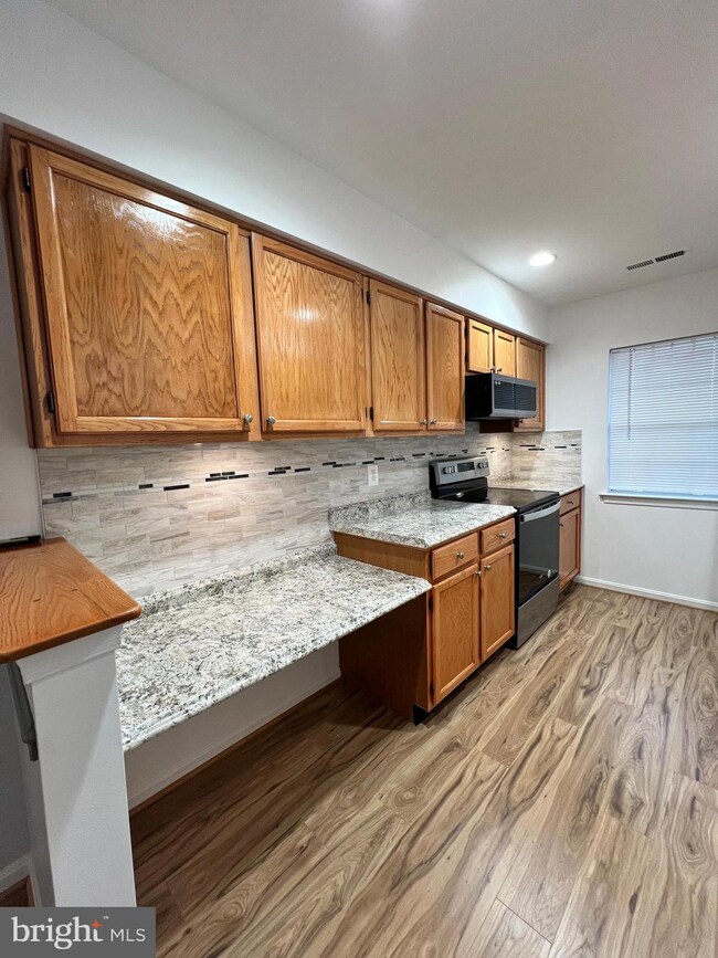 9268 Cherry Ln unit 58, Laurel, MD 20708 - photo 7