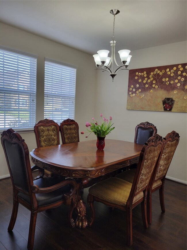 371 Lake Line Dr, Alvin, TX 77511 - photo 3