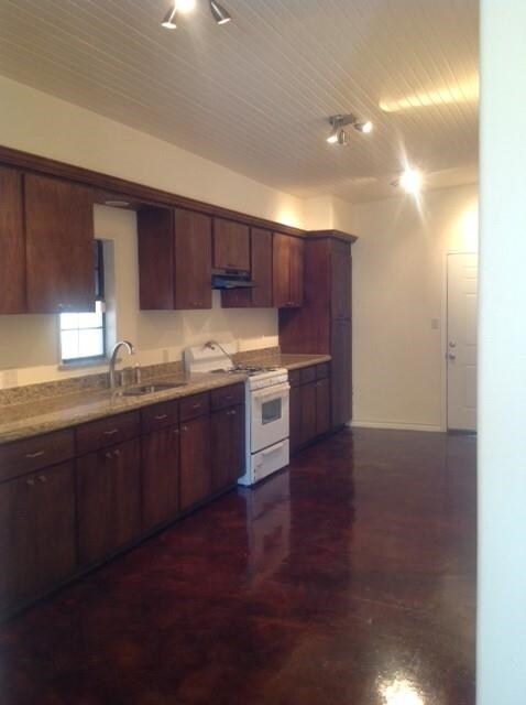 511 Laredo St, Laredo, TX 78040 - photo 6