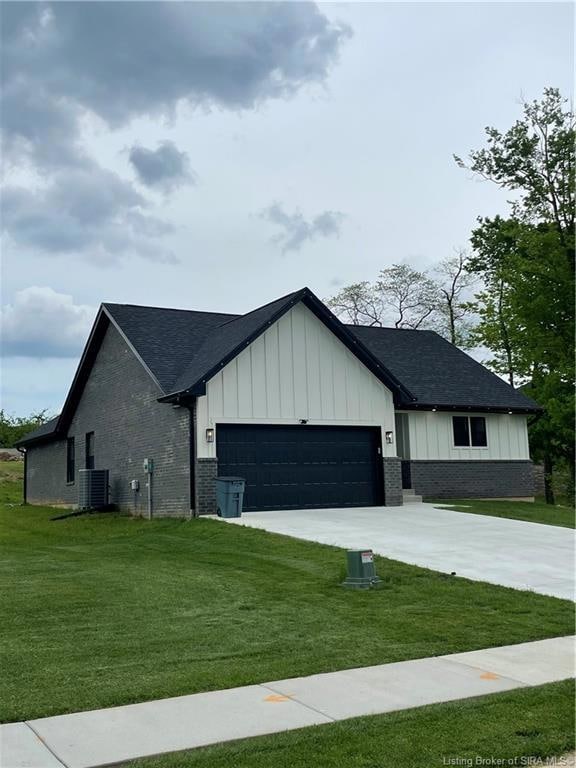 6011 Red Berry Juniper Dr, Charlestown, IN 47111 - photo 2