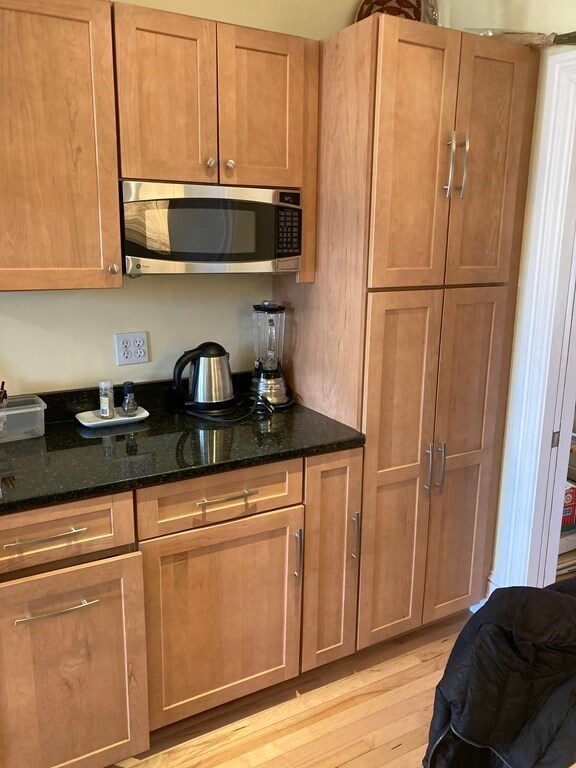 42 Bigelow St unit 2, Cambridge, MA 02139 - photo 3