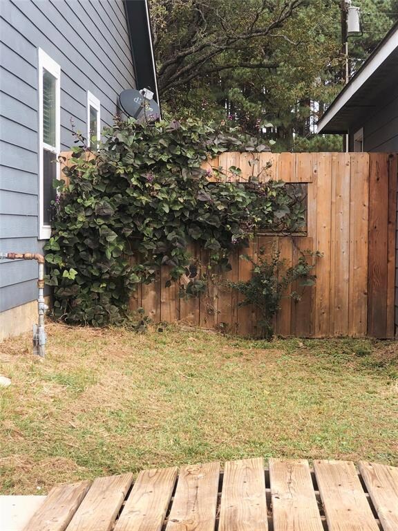 3005 Stafford Dr, Denison, TX 75020 - photo 3