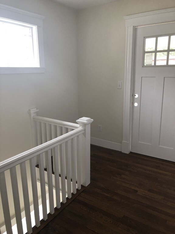 147 Willow St unit 2, Waltham, MA 02453 - photo 2