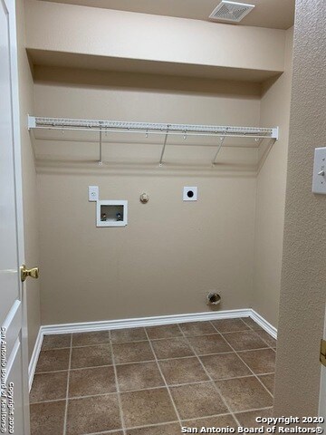 4042 Blue Oak Pass, San Antonio, TX 78223 - photo 7