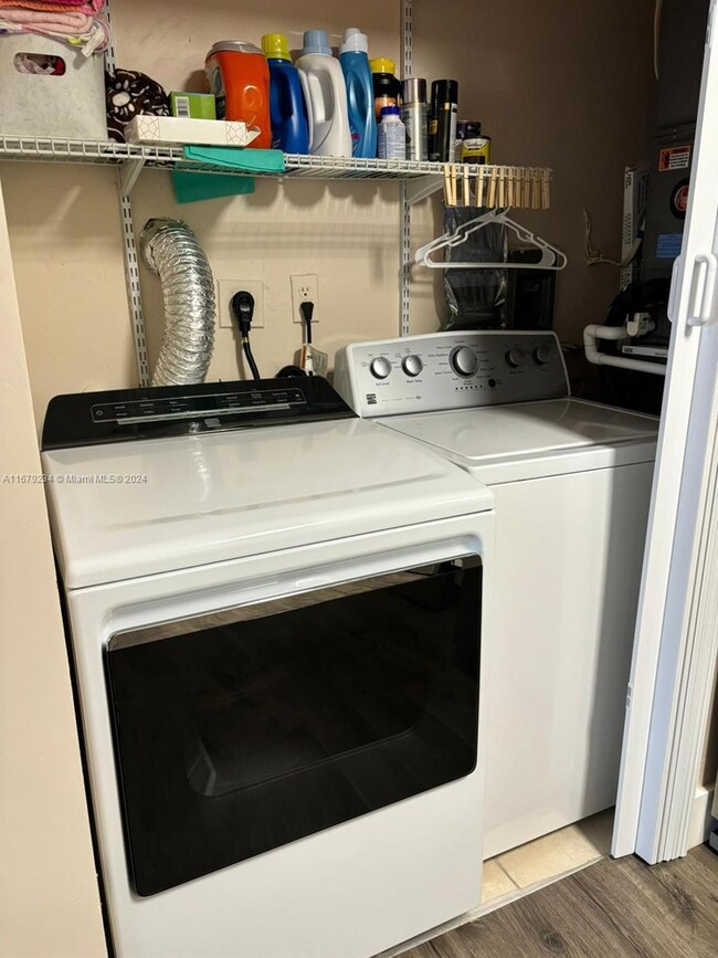 13300 SW 17th Ln unit 108, Miami, FL 33175 - photo 6