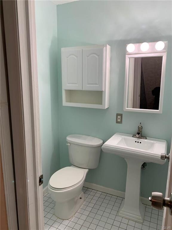 1st FL Half Bath