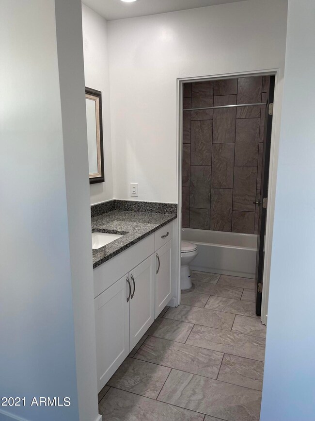 2233 N 22nd Place, Phoenix, AZ 85006 - photo 4