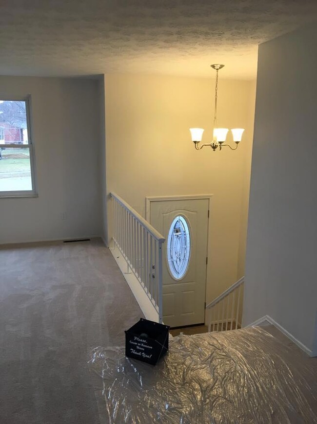 Annsbury foyer