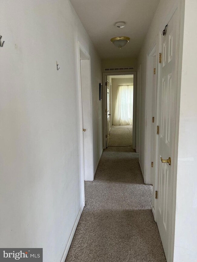 26 Gregory Dr, Williamstown, NJ 08094 - photo 7