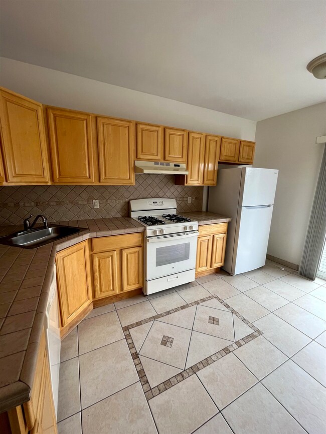 41 48th St, Weehawken, NJ 07086 - photo 5