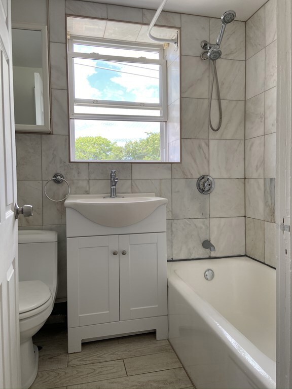 148 5th St unit 5, Cambridge, MA 02141 - photo 7