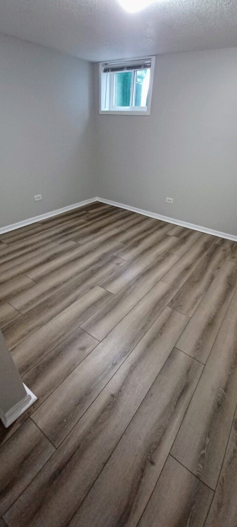 2114 Enoch Ave unit 1, Zion, IL 60099 - photo 7