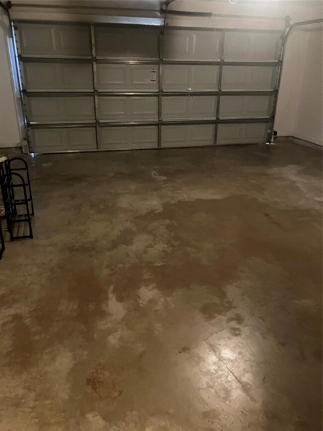 Laundry area with washer and clothes dryer and cab