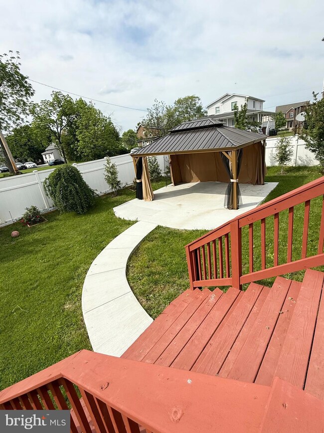 10 Karendale Ct, Windsor Mill, MD 21244 - photo 4