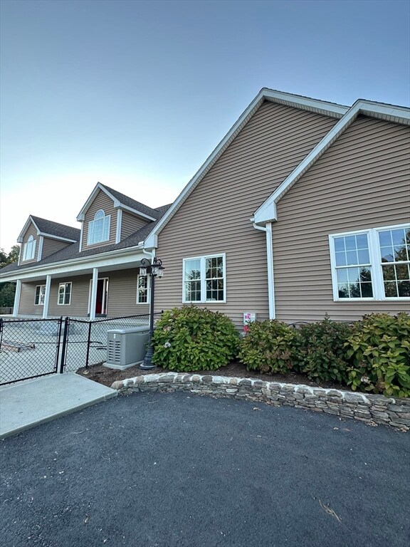 28 Sand St, Foxboro, MA 02035 - photo 2