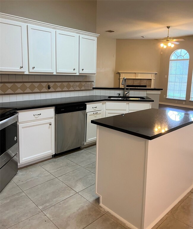 723 Pateway Ct, Spring, TX 77386 - photo 5