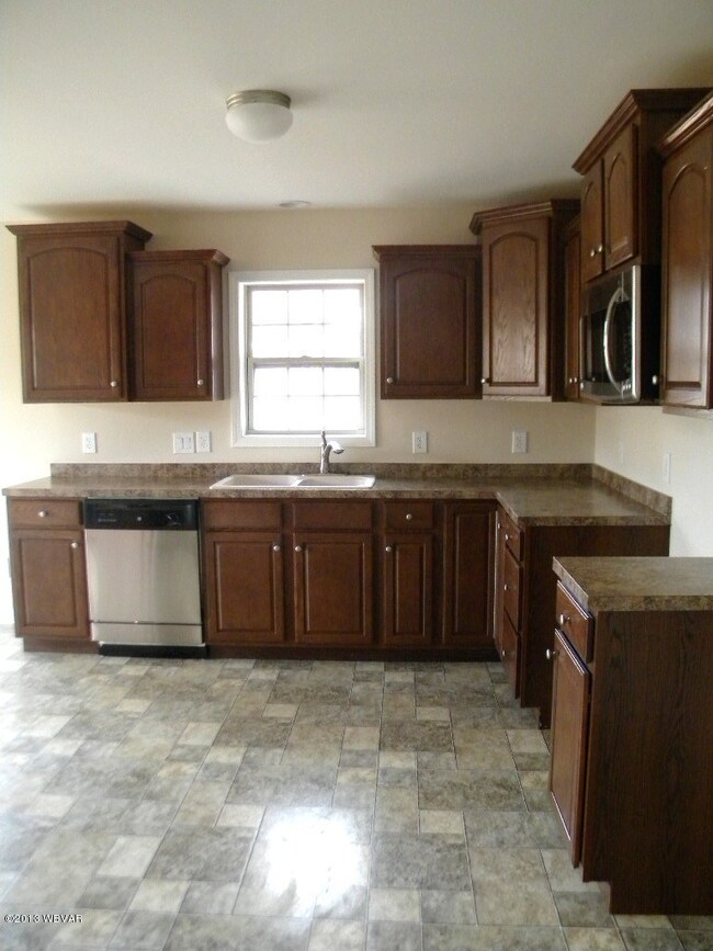 400 Trinity Dr, Hughesville, PA 17737 - photo 3