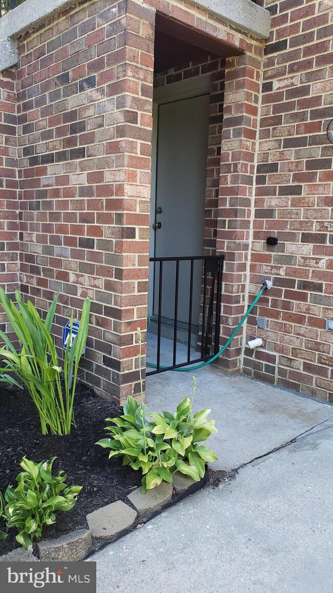 14109 Gullivers Trail, Bowie, MD 20720 - photo 6