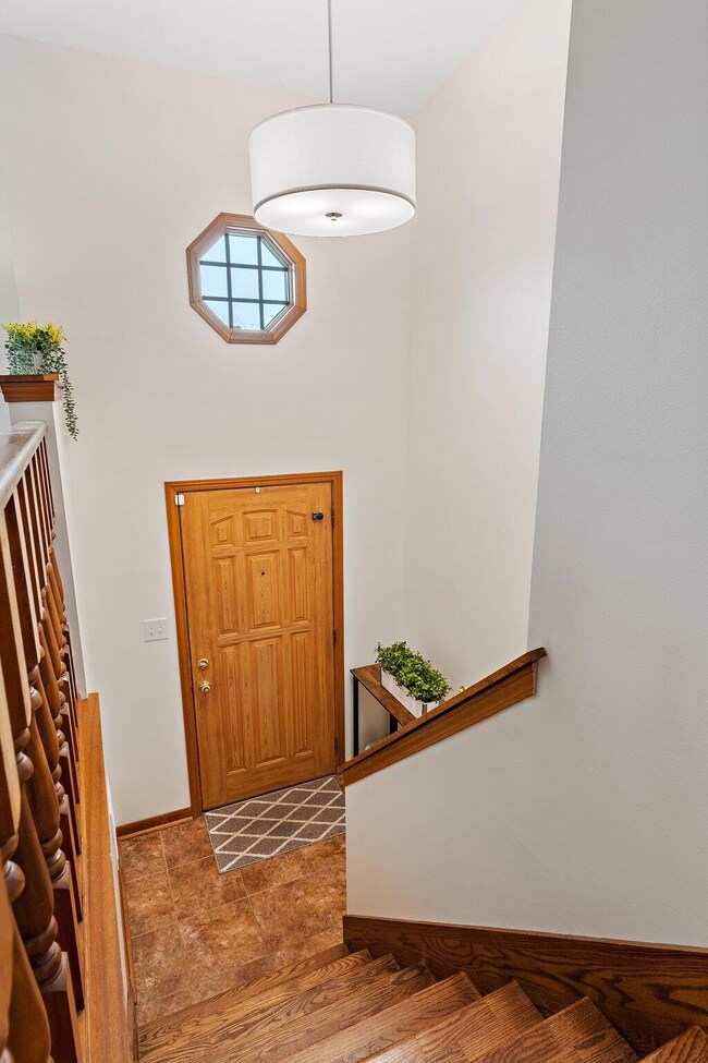 8676 Fulton Place, Crown Point, IN 46307 - photo 3