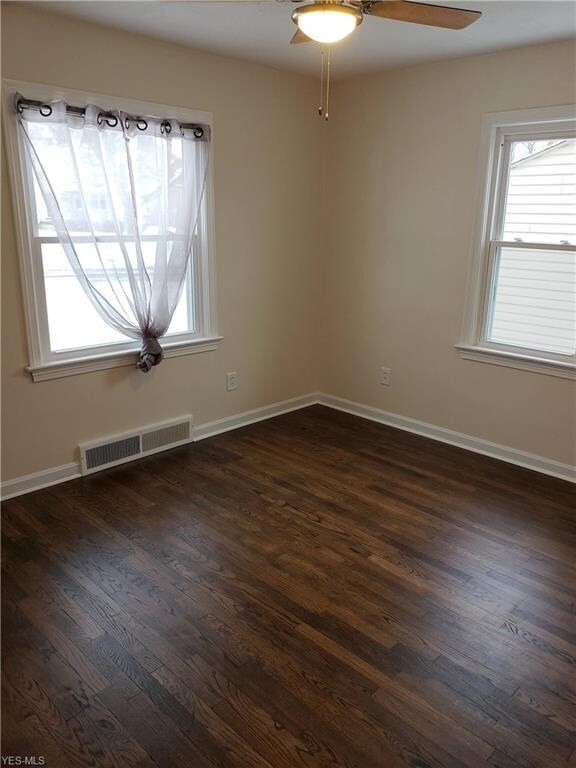 584 Audrey Ln, Struthers, OH 44471 - photo 7